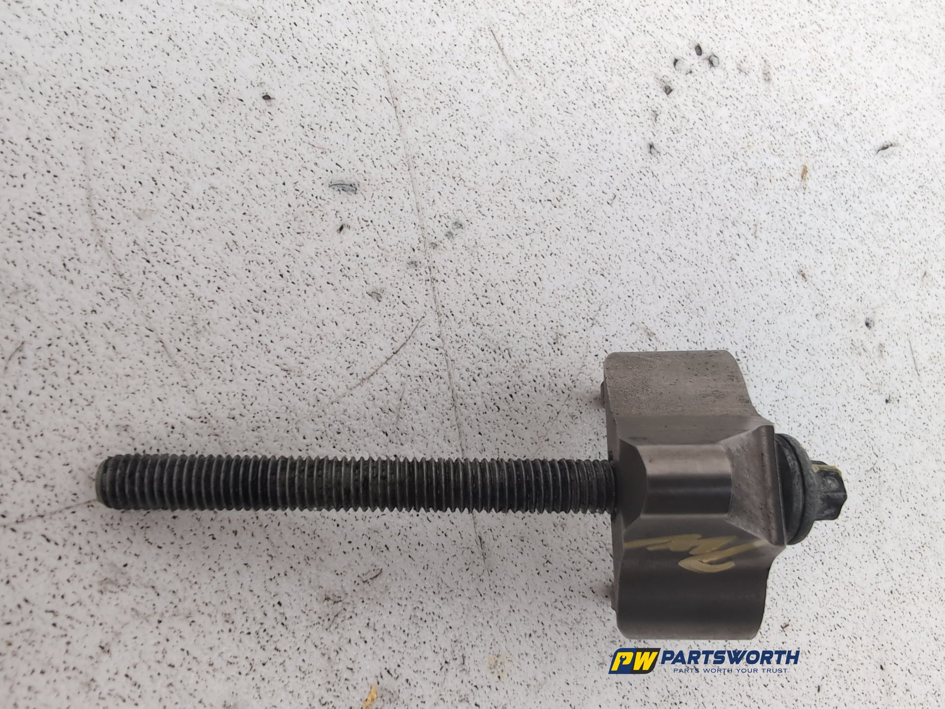 FUEL INJECTOR COVER ENGINE TRIM 4