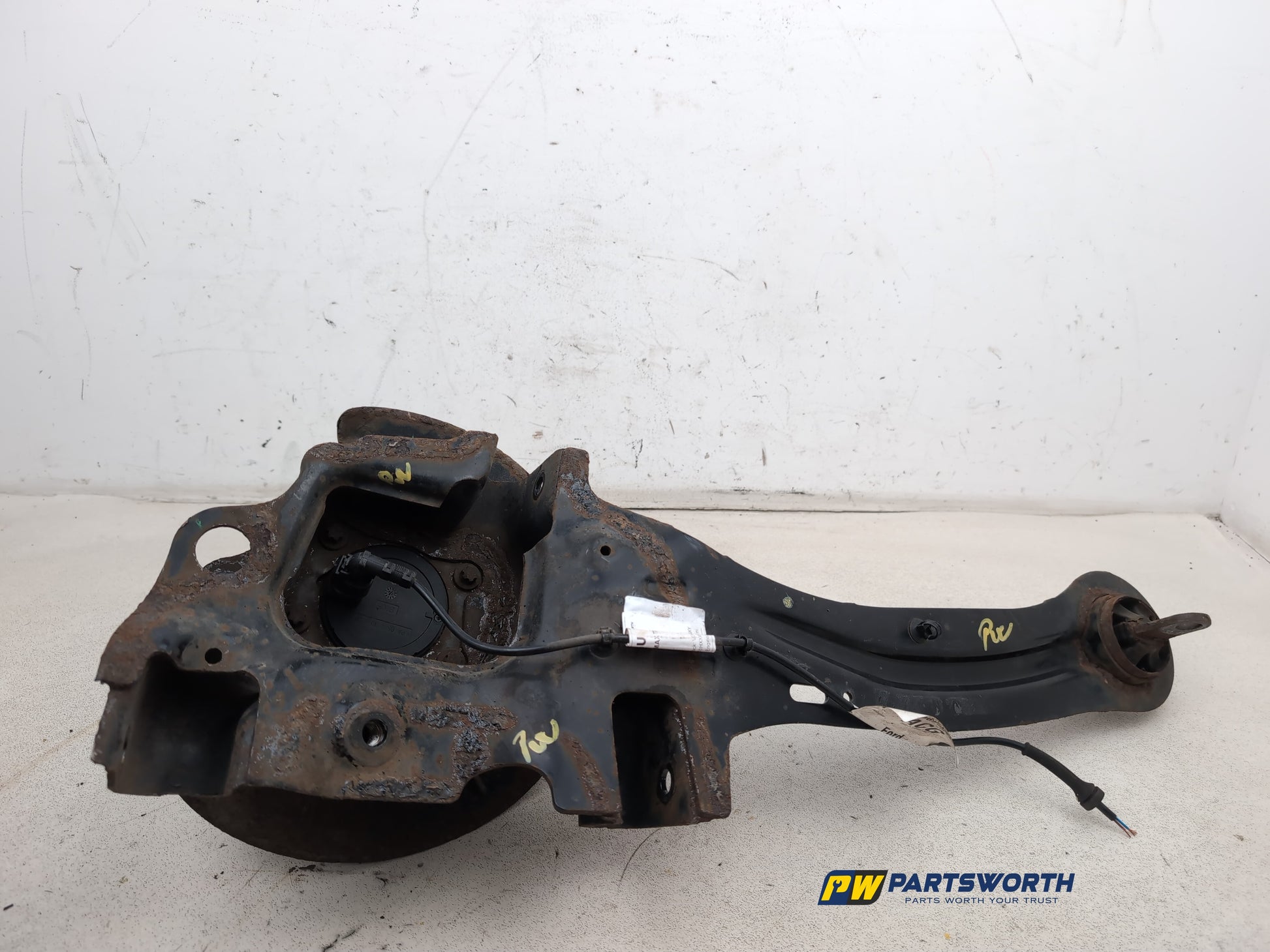 Wheel Hub Rear LH 4