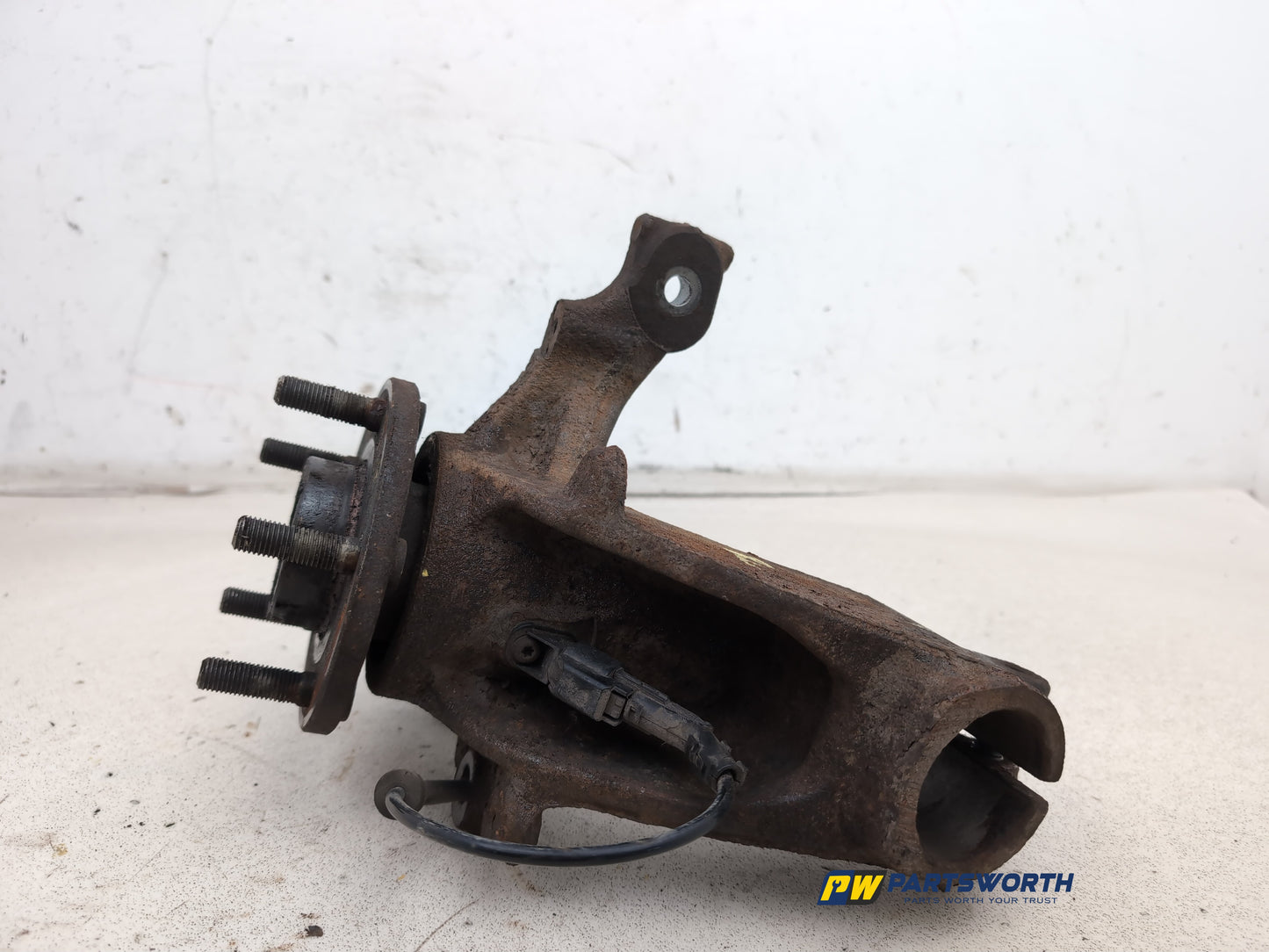 Wheel Hub Front RH 4