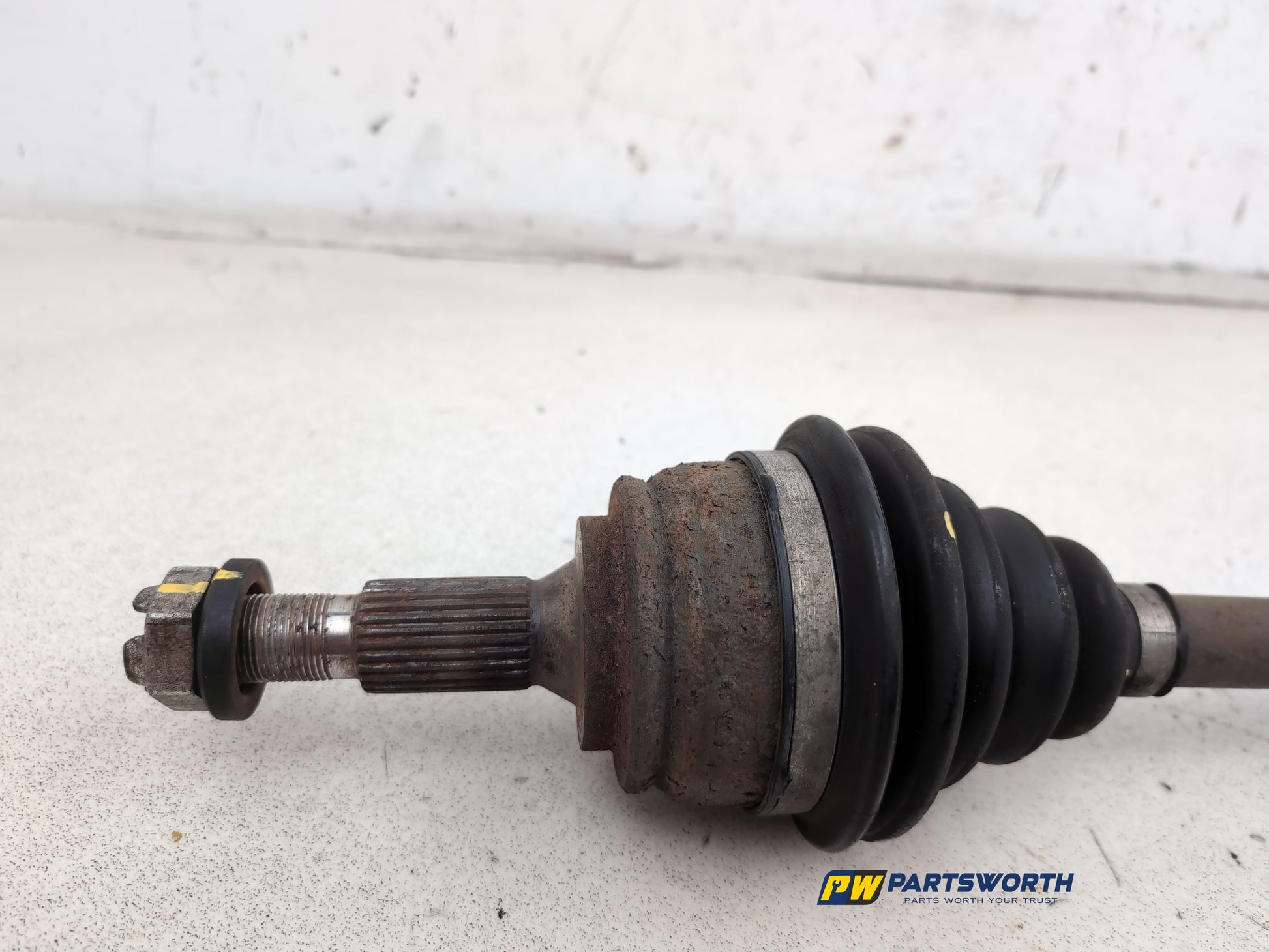 Driveshaft Front LH 4