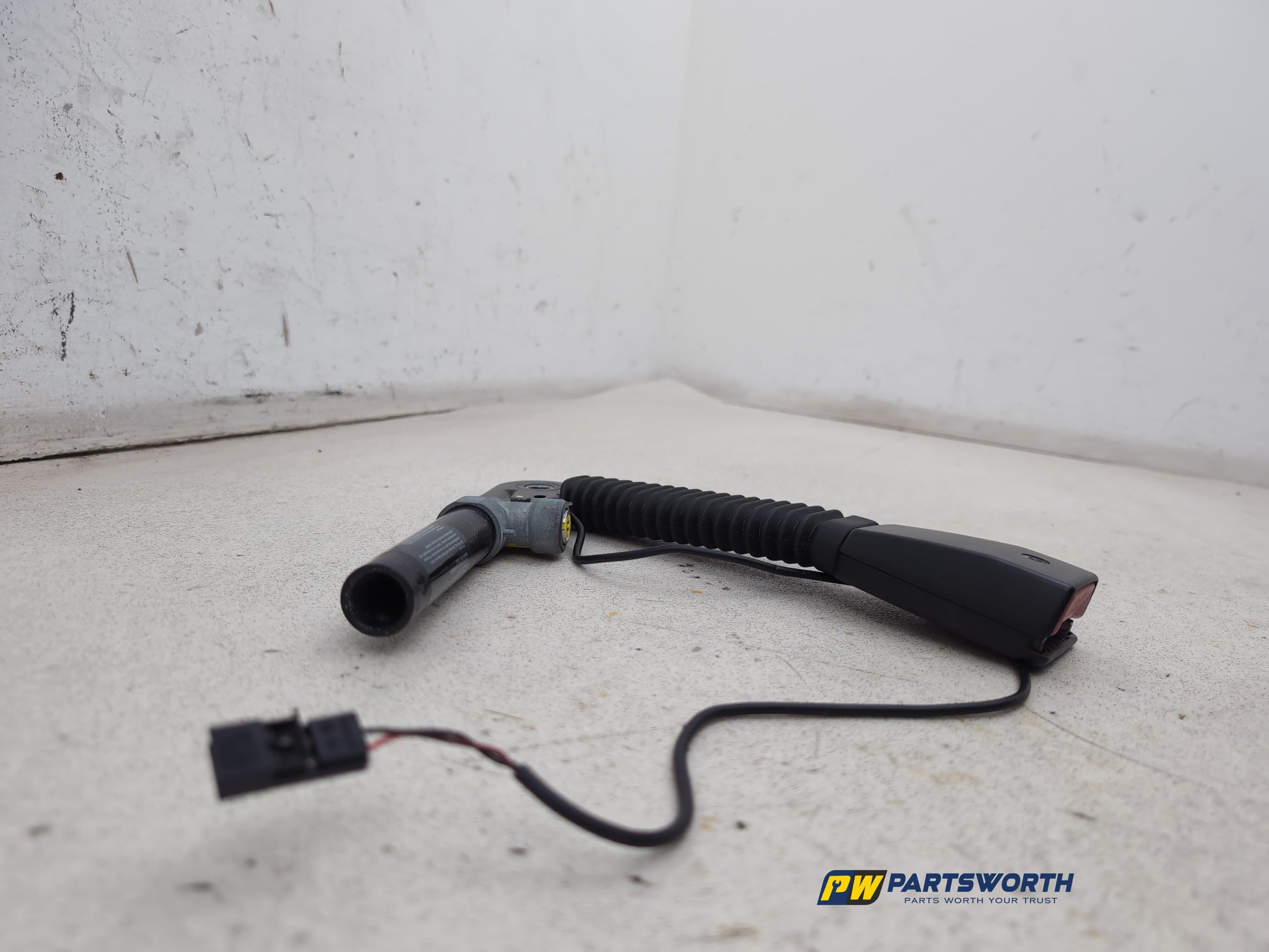 Seat Belt Front LH 4