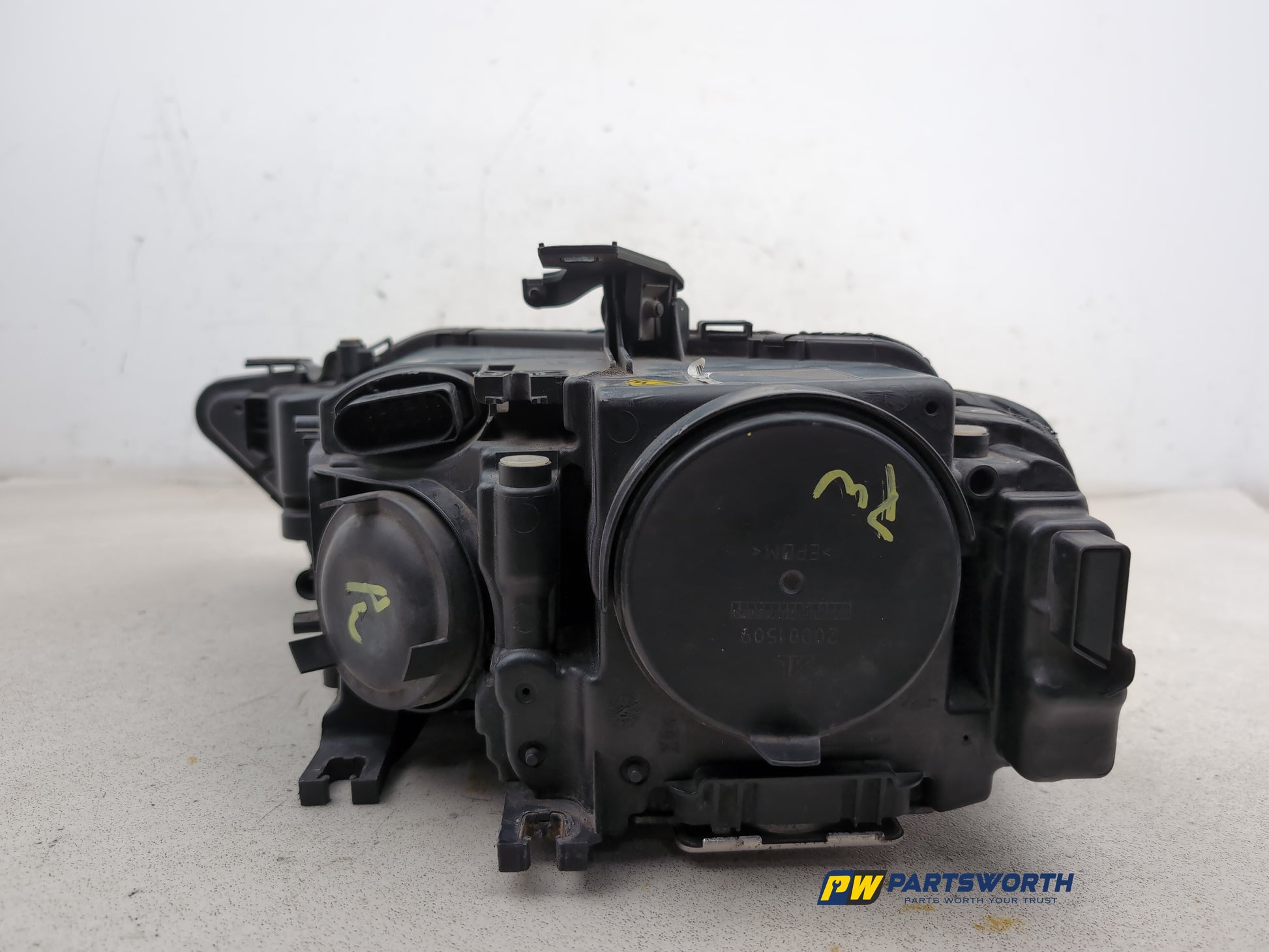 Headlamp RH 4