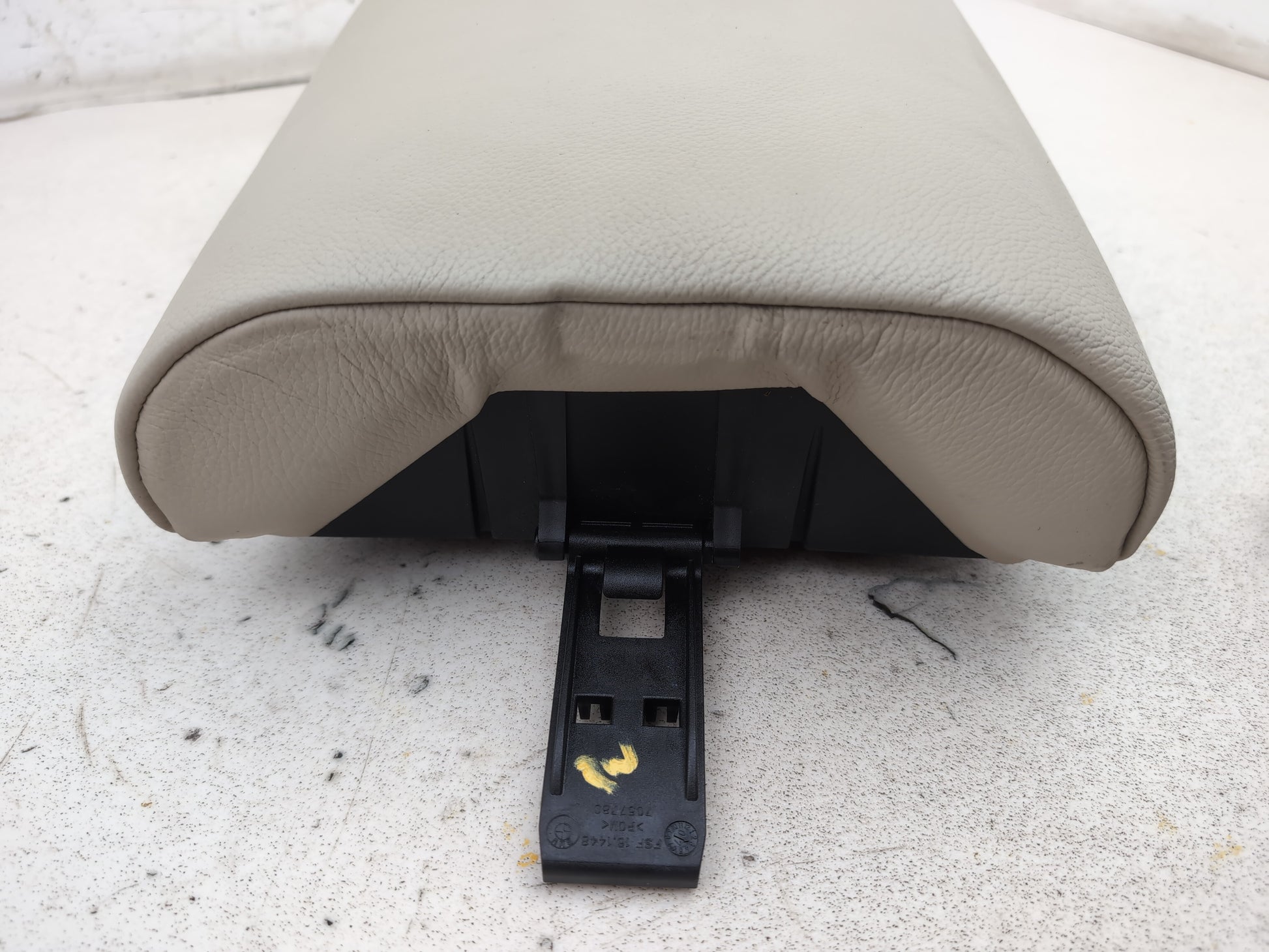 Centre Console Armrest 4