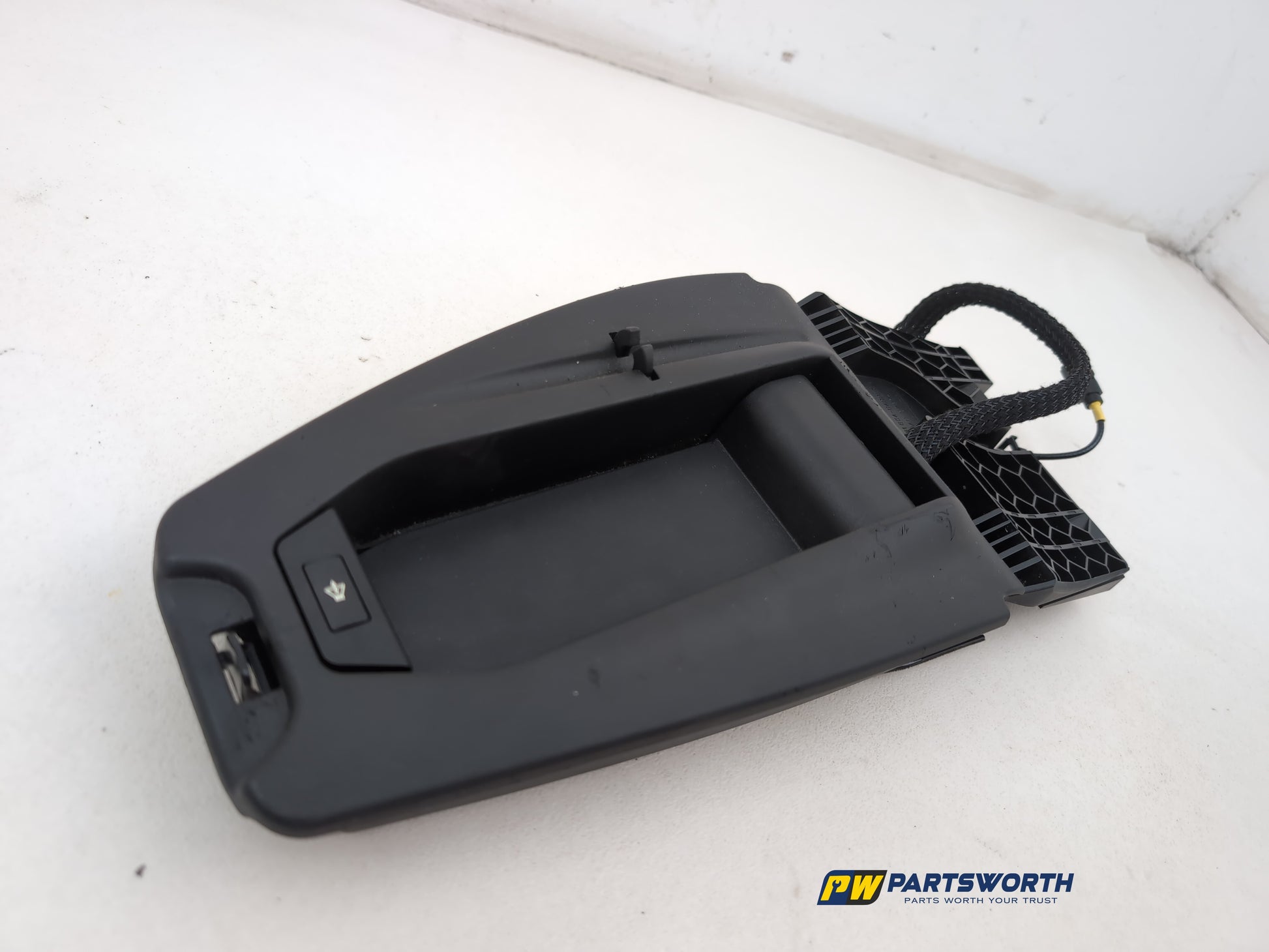 Centre Console Trim  4