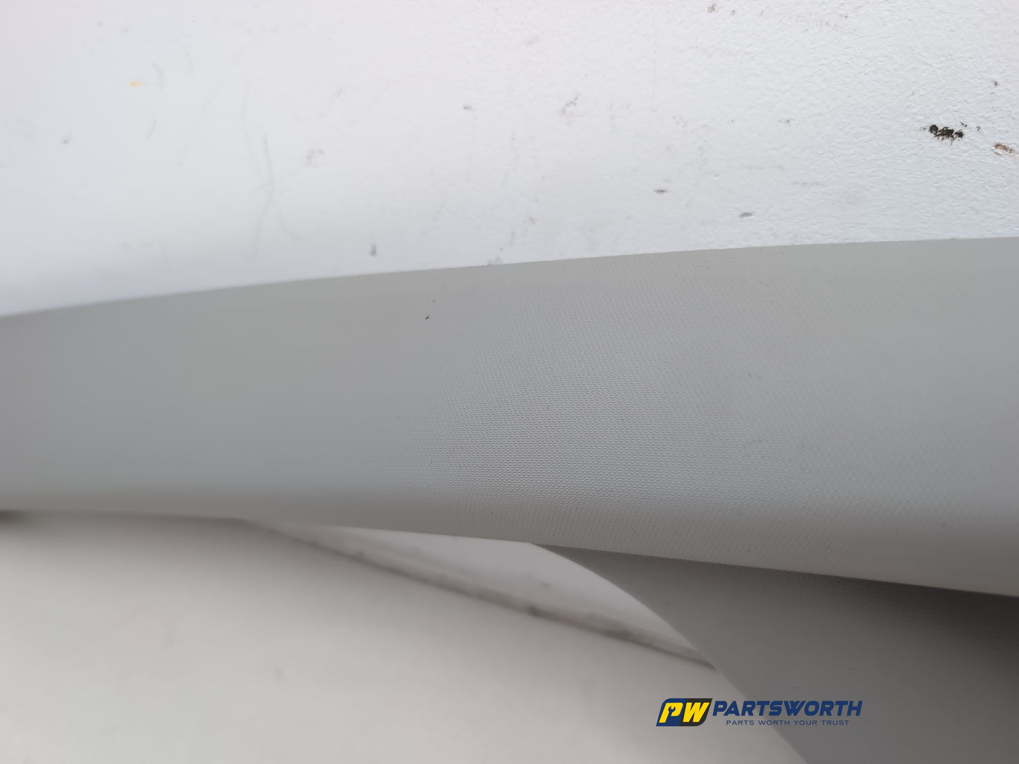 LH A Pillar Trim  4