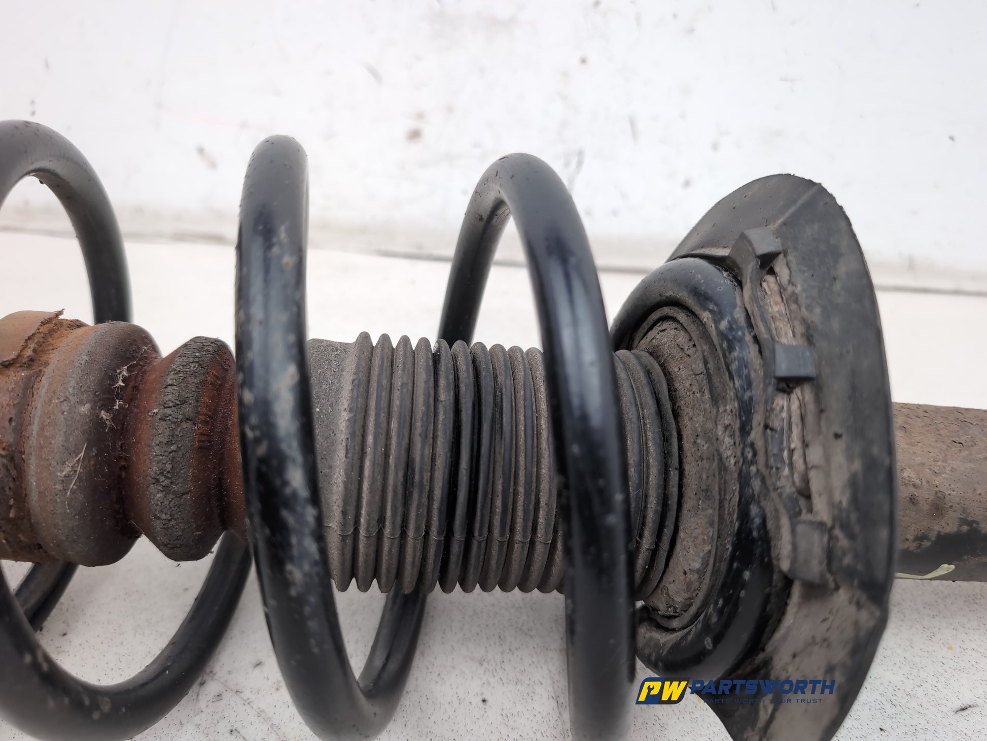 Shock Absorber Front LH 4