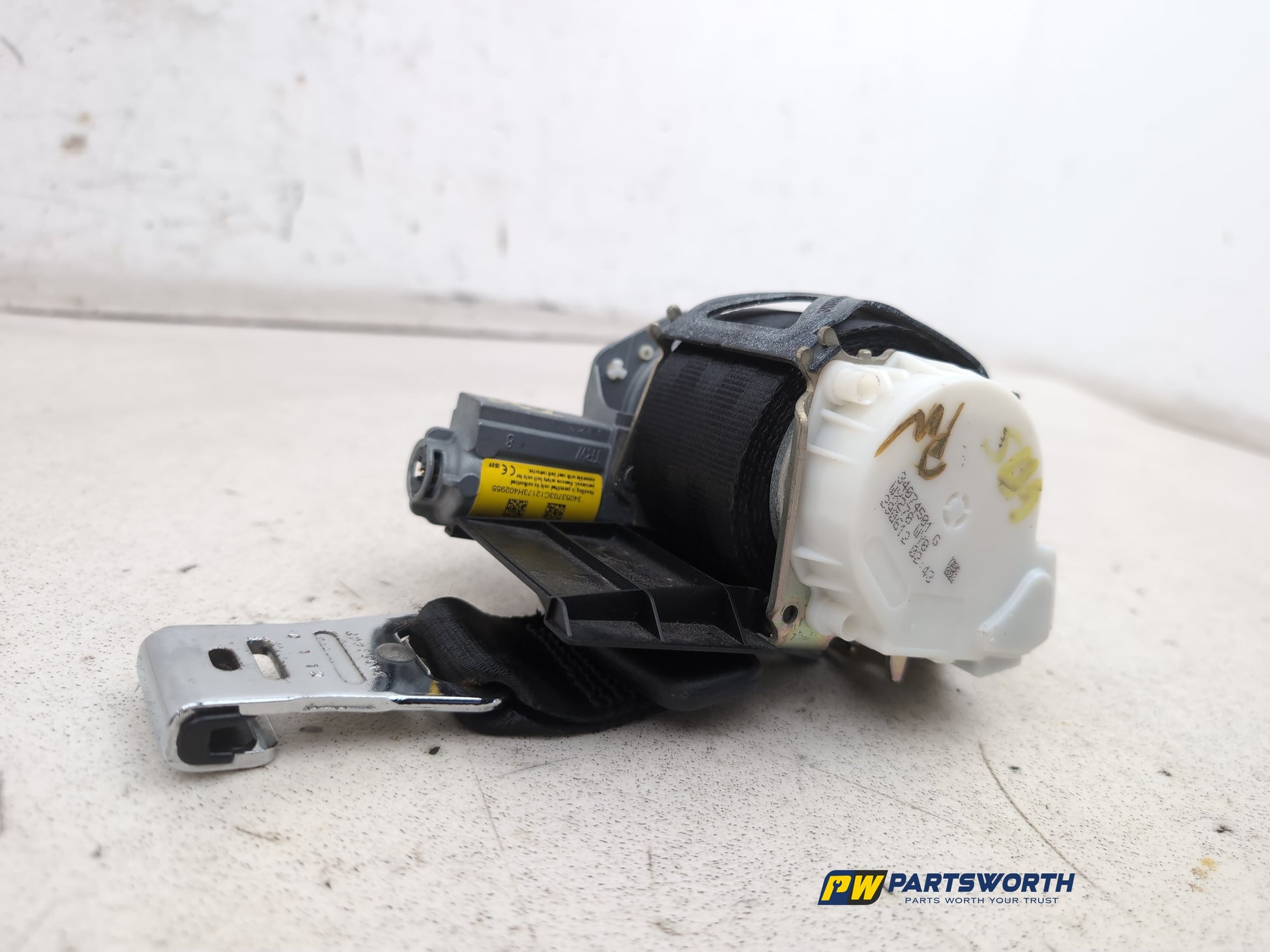 Seat Belt Rear LH 4