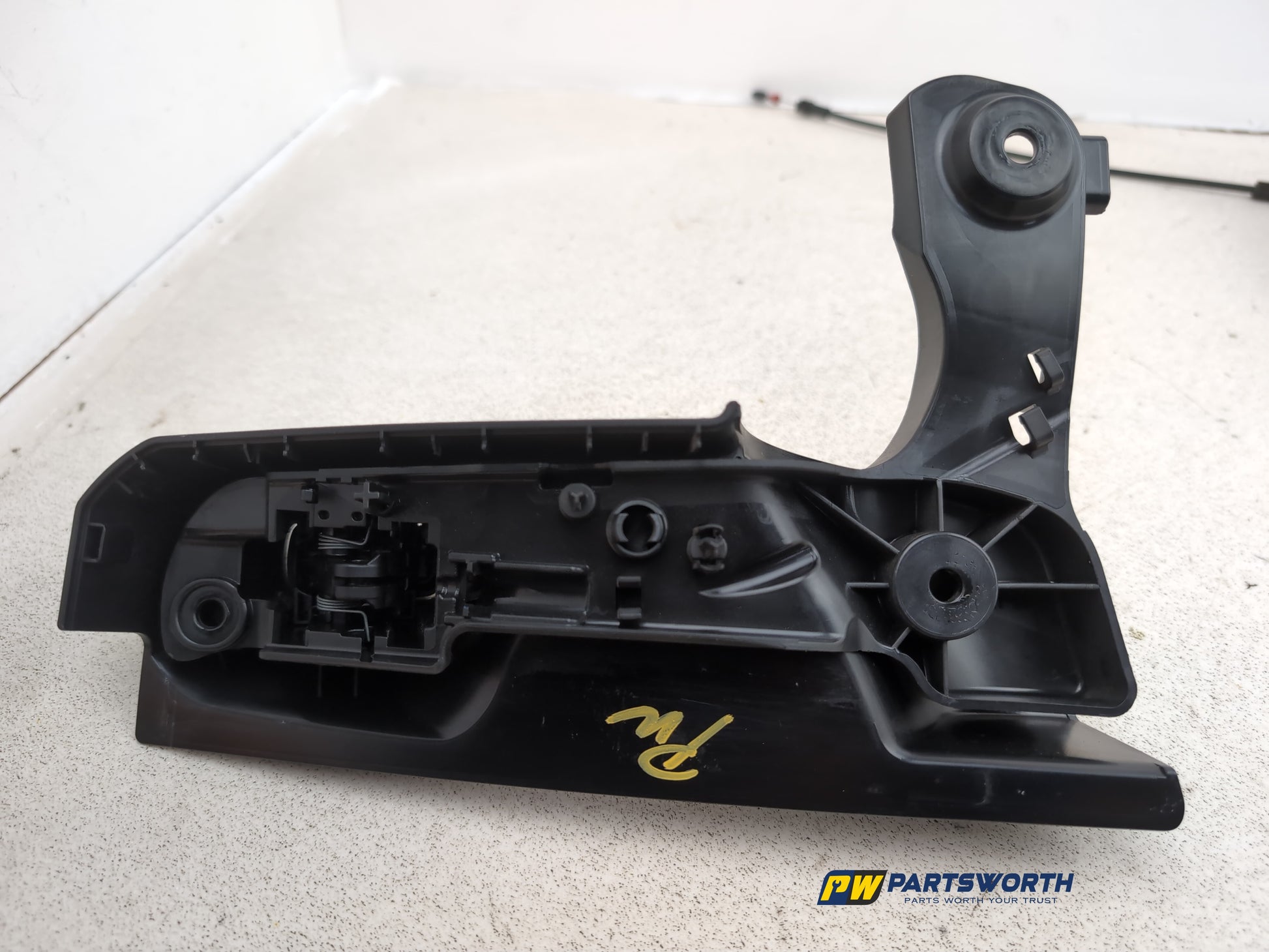 Door Lock Rear LH 4