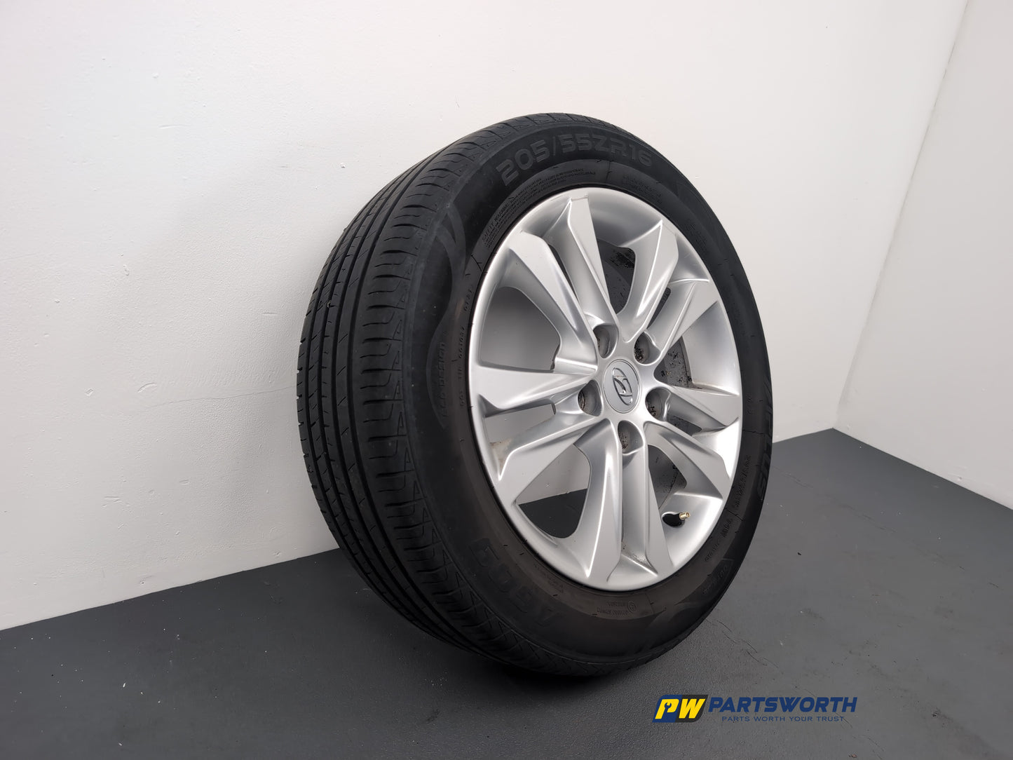 Wheel Road Alloy 4