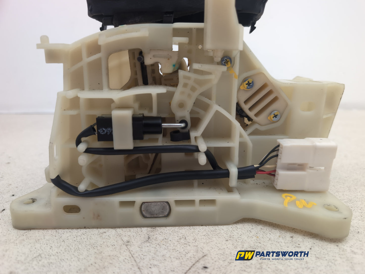 Gear Shift Assembly 4