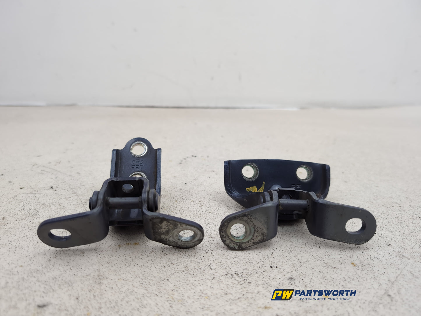 Door Back Hinge 4
