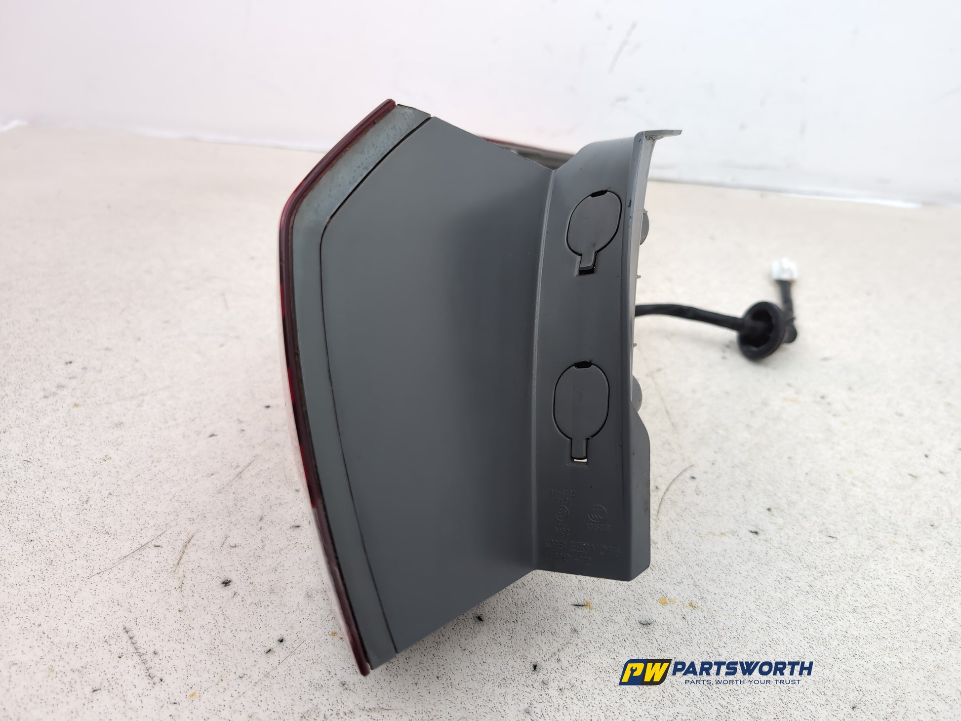 Lamp Assembly Rear LH 4