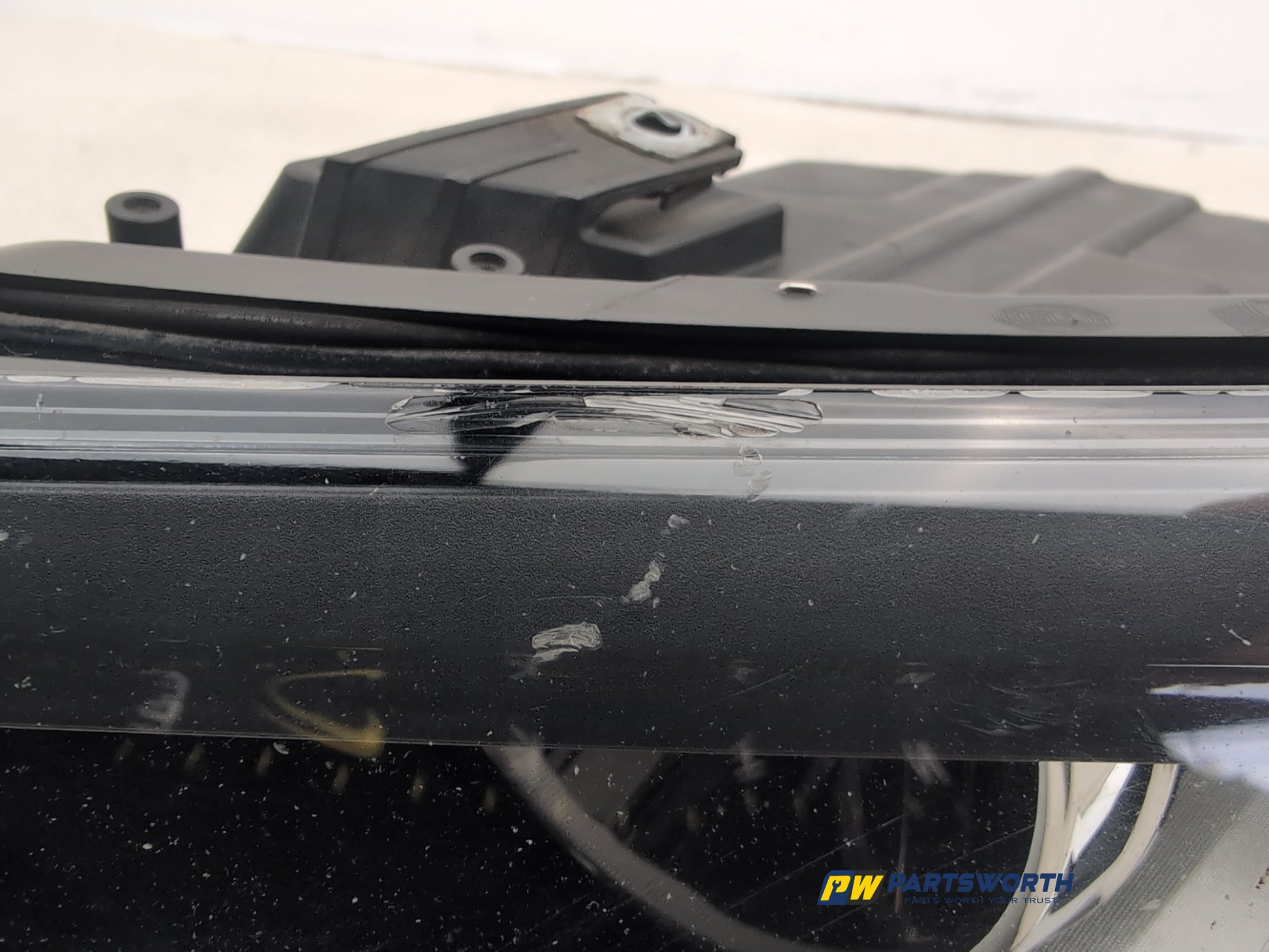 Headlamp LH 4