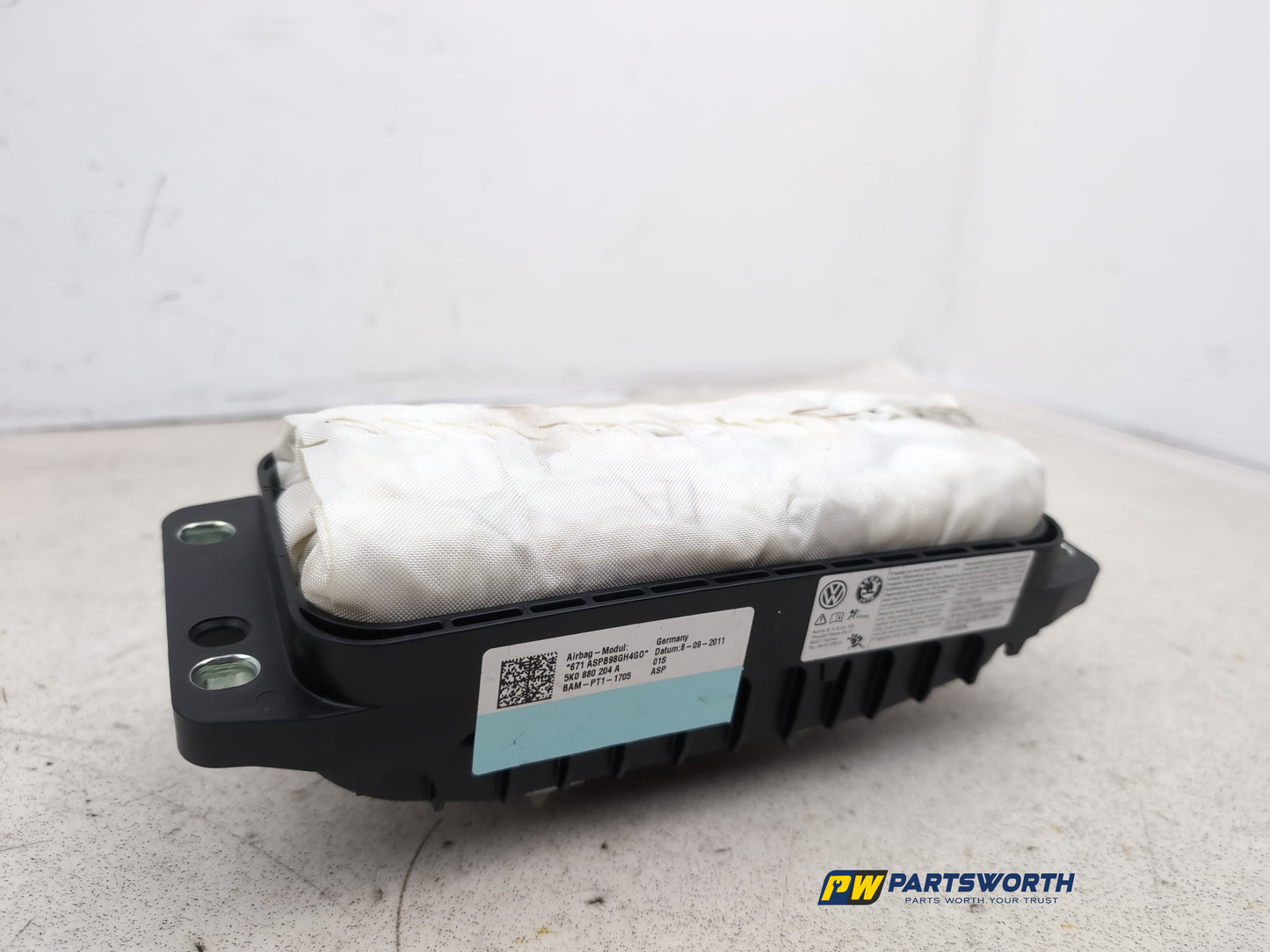 Airbag Passenger Side 4