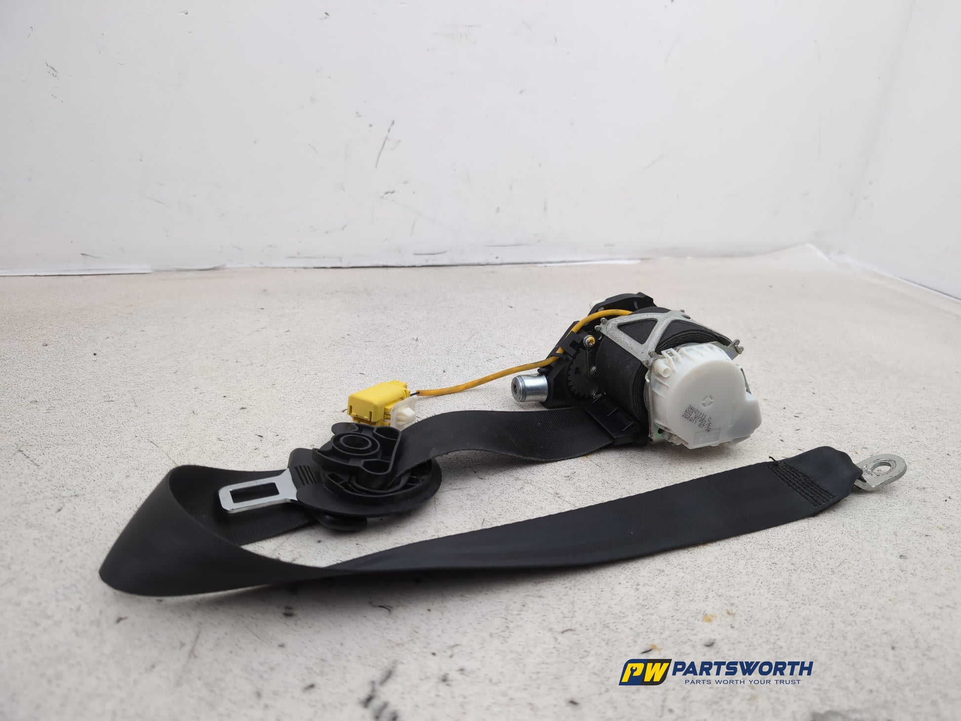 Seat Belt Front RH 4