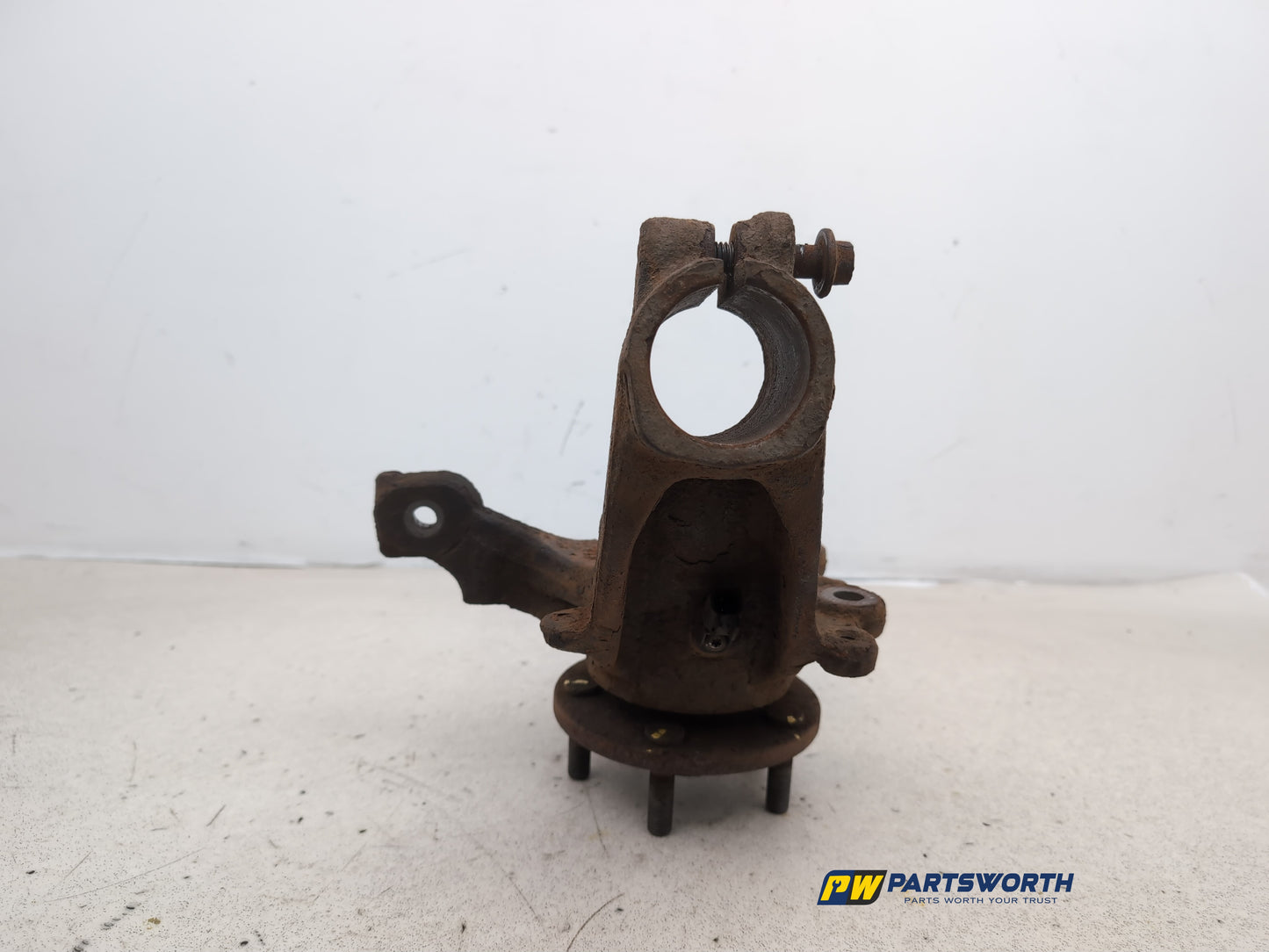 Wheel Hub Front RH 4