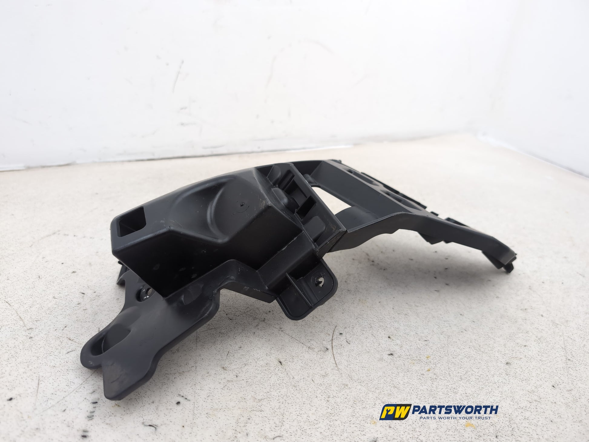 Bumper Rear Bracket RH 7