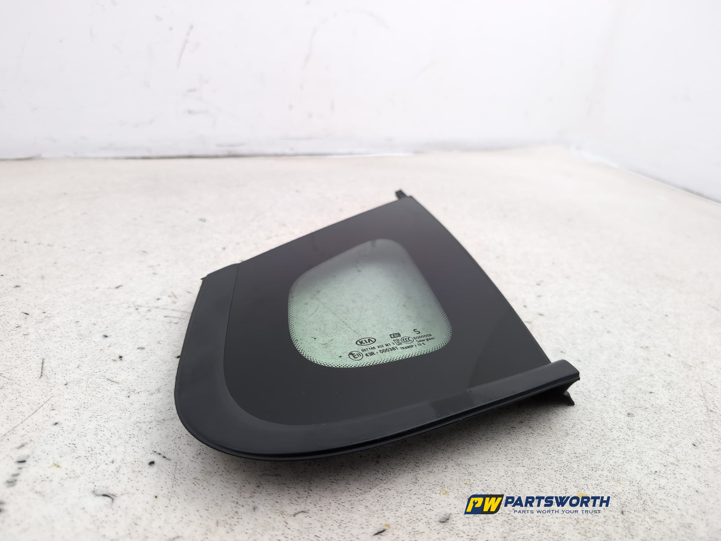 Door Glass Quarter Light Rear RH 7