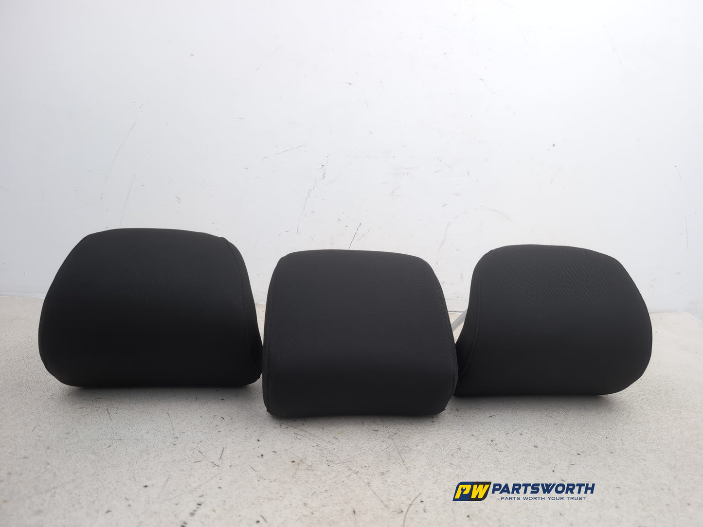 Rear Headrest 7