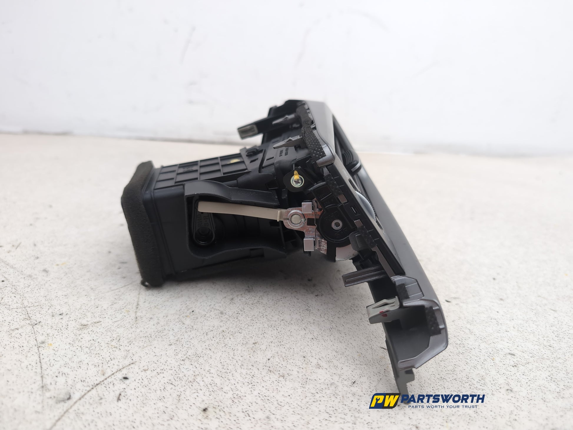 Dashboard Trim With Air Vent  7