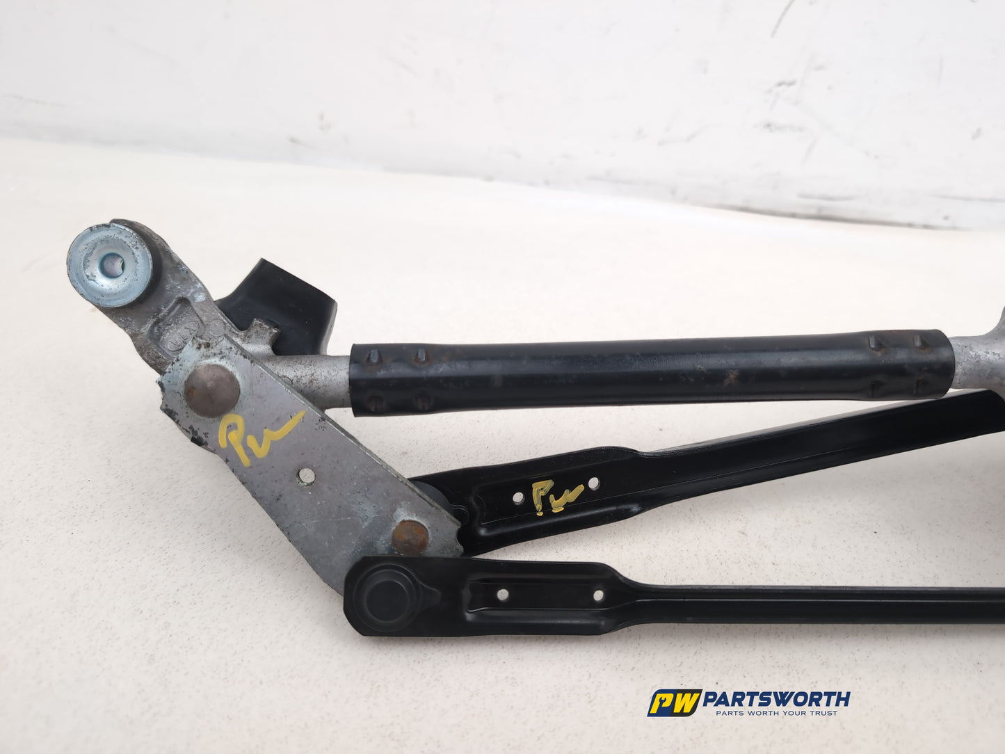 Front Wiper Motor & Mechanism / Linkage 8