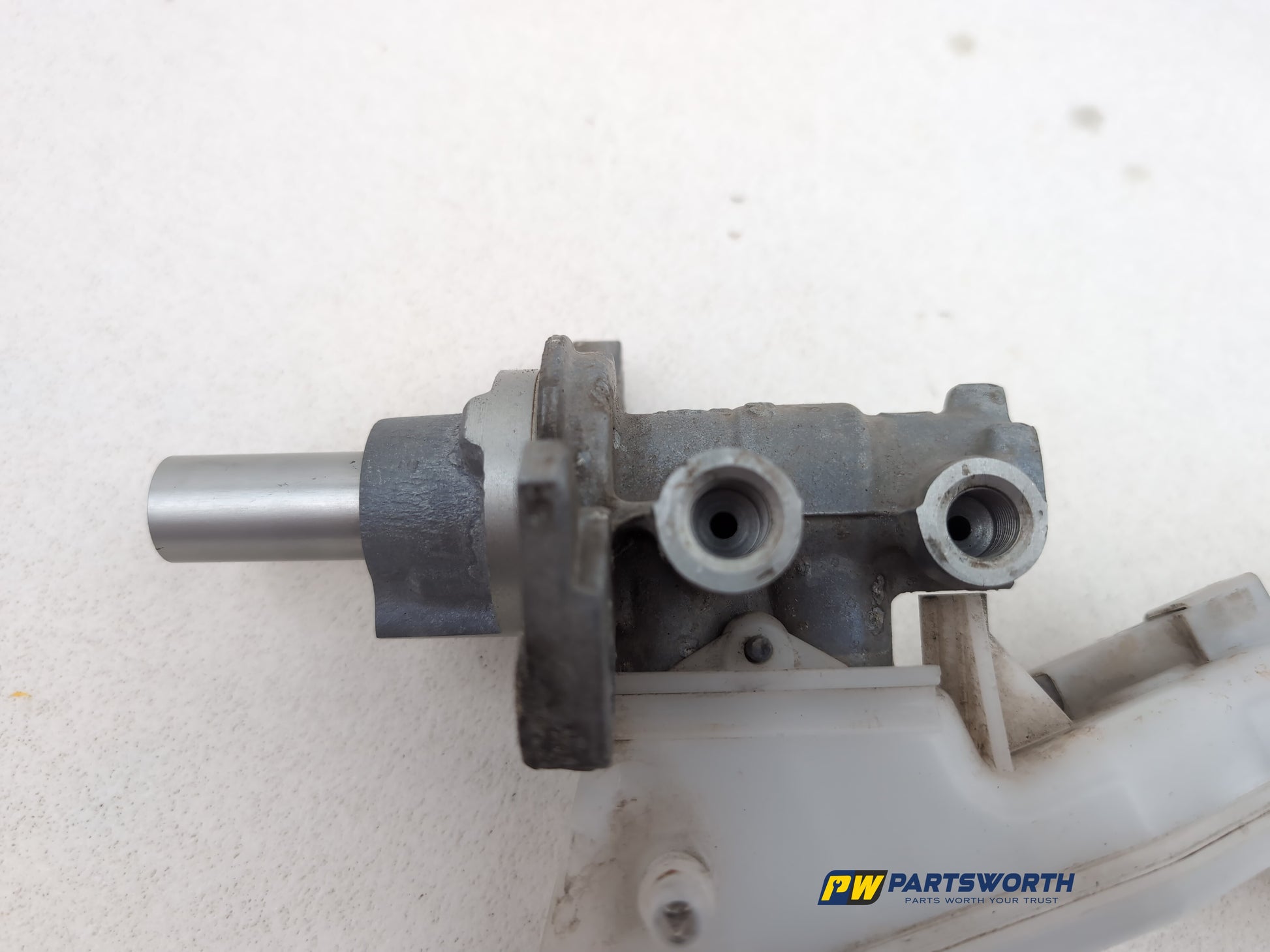 Brake Master Cylinder Assembly 8