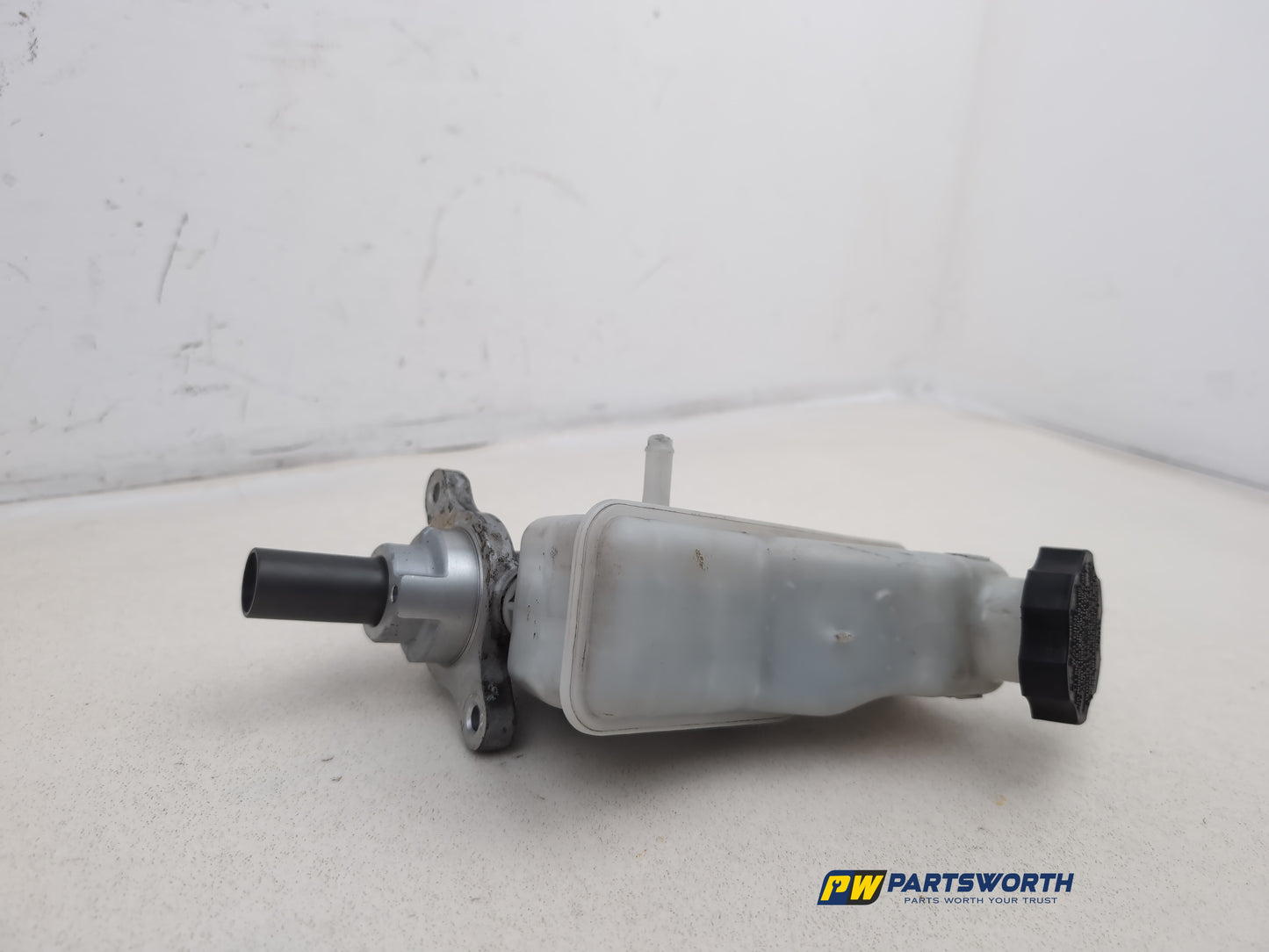 Brake Master Cylinder Assembly 8