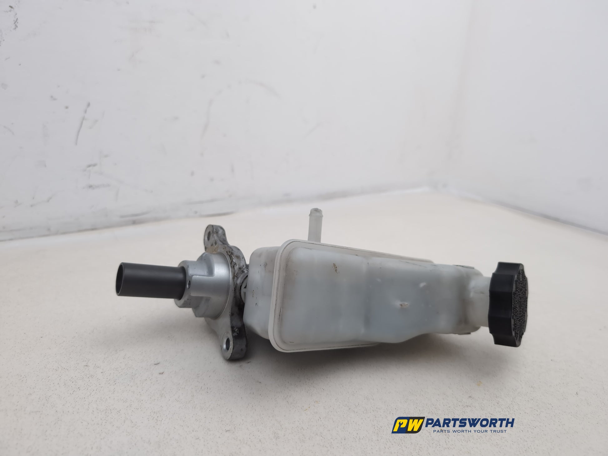 Brake Master Cylinder Assembly 8