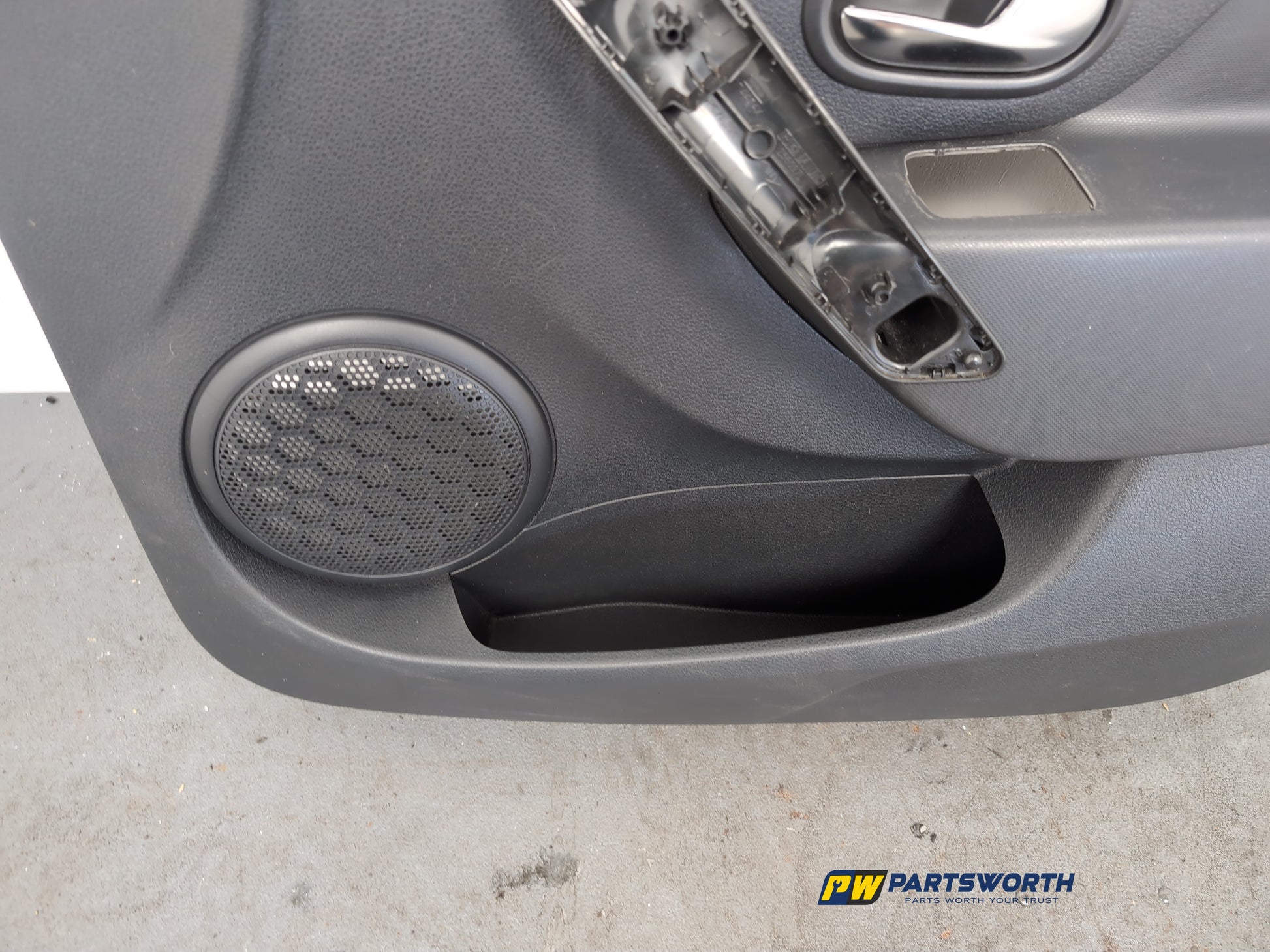 Front Right Door Card 8
