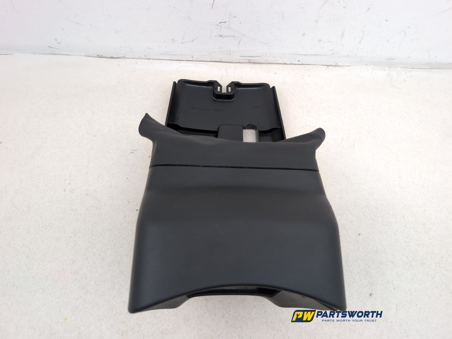 Steering Column Shroud Upper and Lower 7