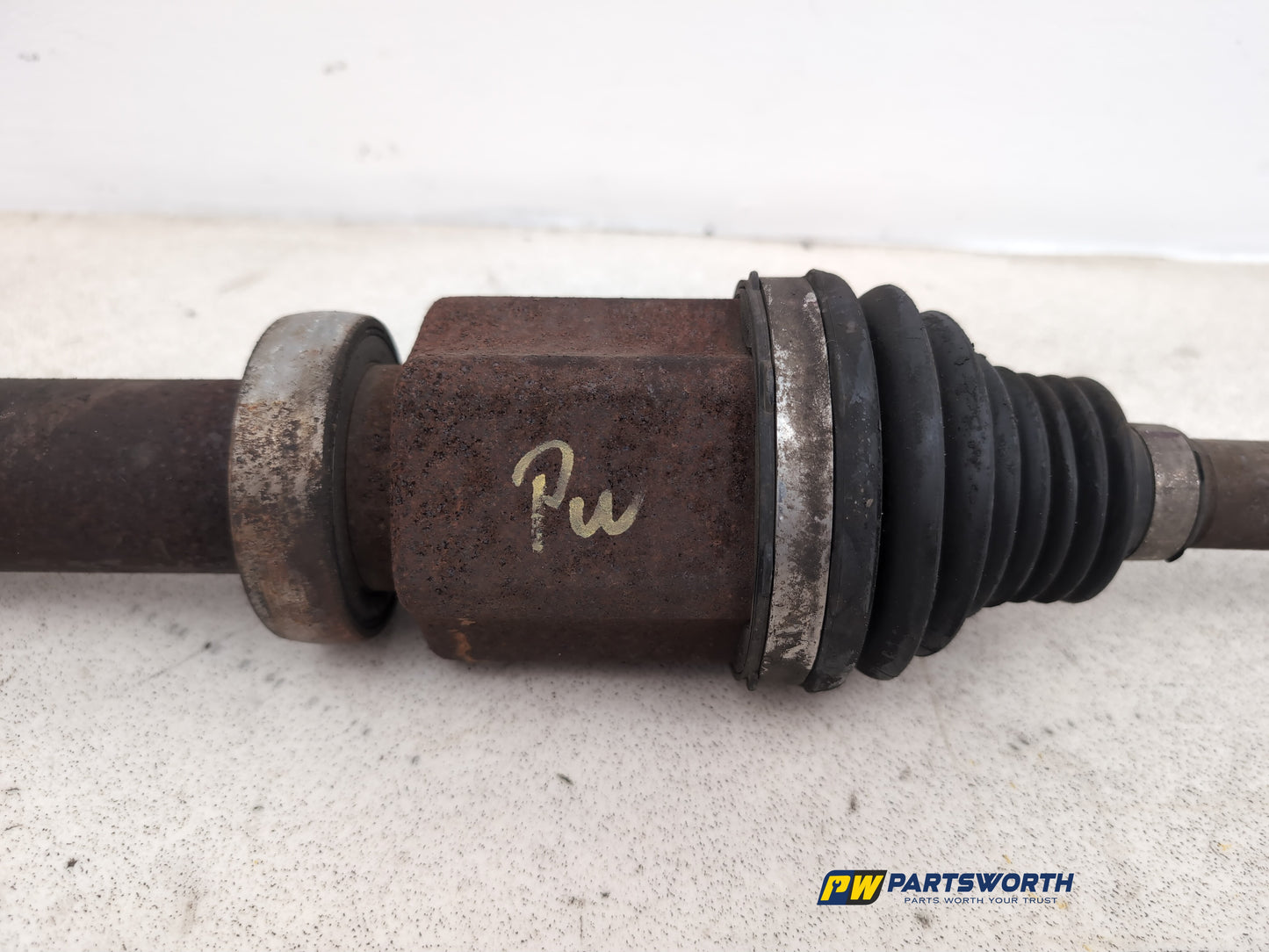 Driveshaft Front RH 7