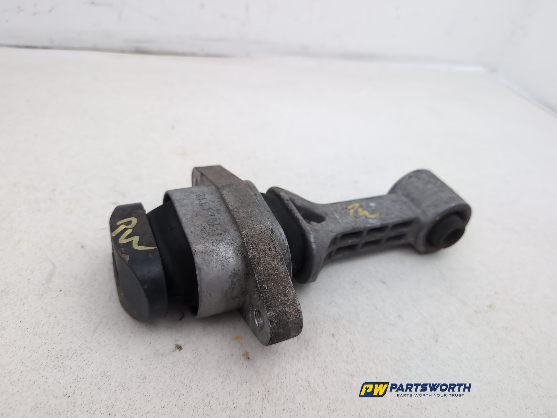 Transmission Mounting Bracket 7