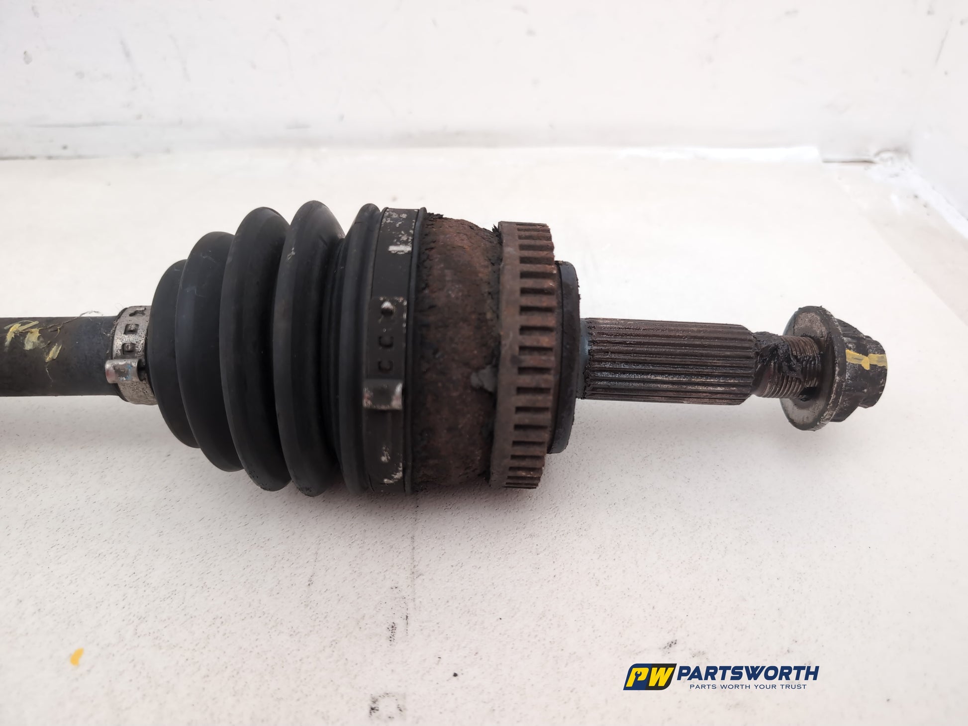 Driveshaft Front RH 7
