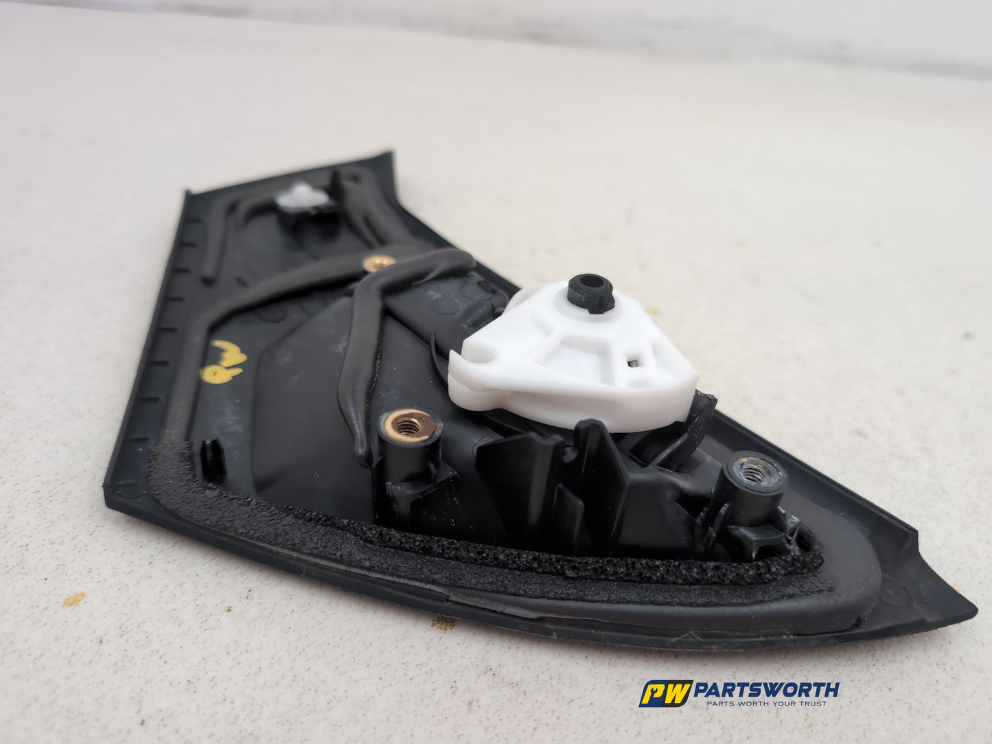 Door Handle Outer Release LH 7
