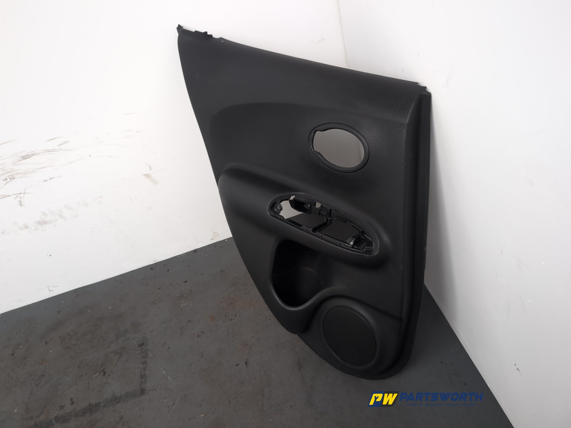 Rear Left Door Card 8