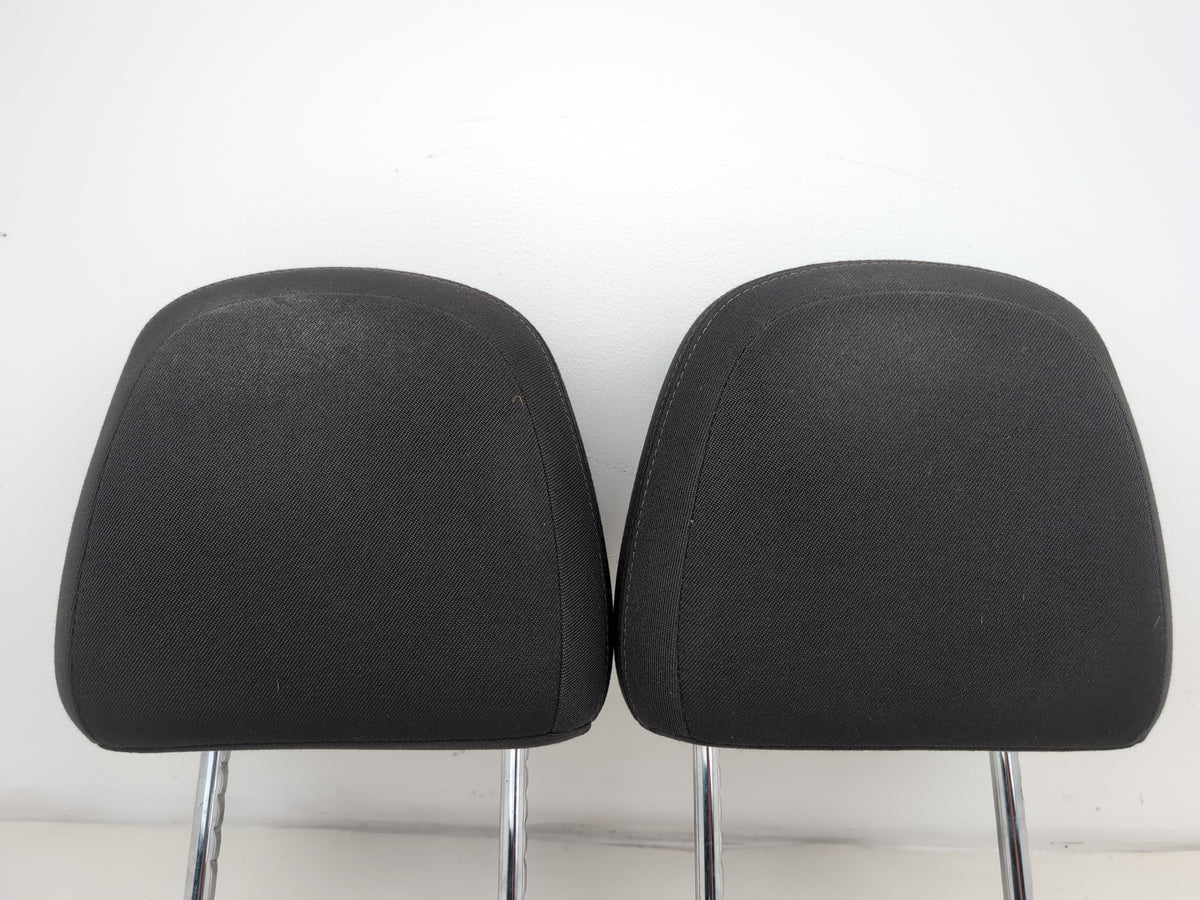 Headrest Front Pair 4