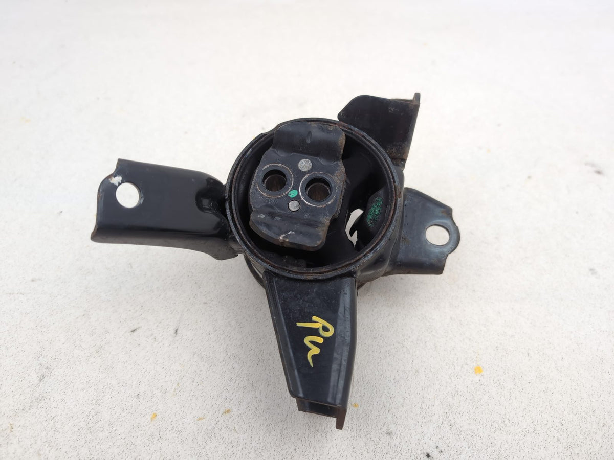 Engine Mounting Bracket 4