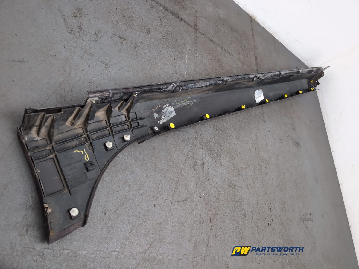 Side Skirt RH 4