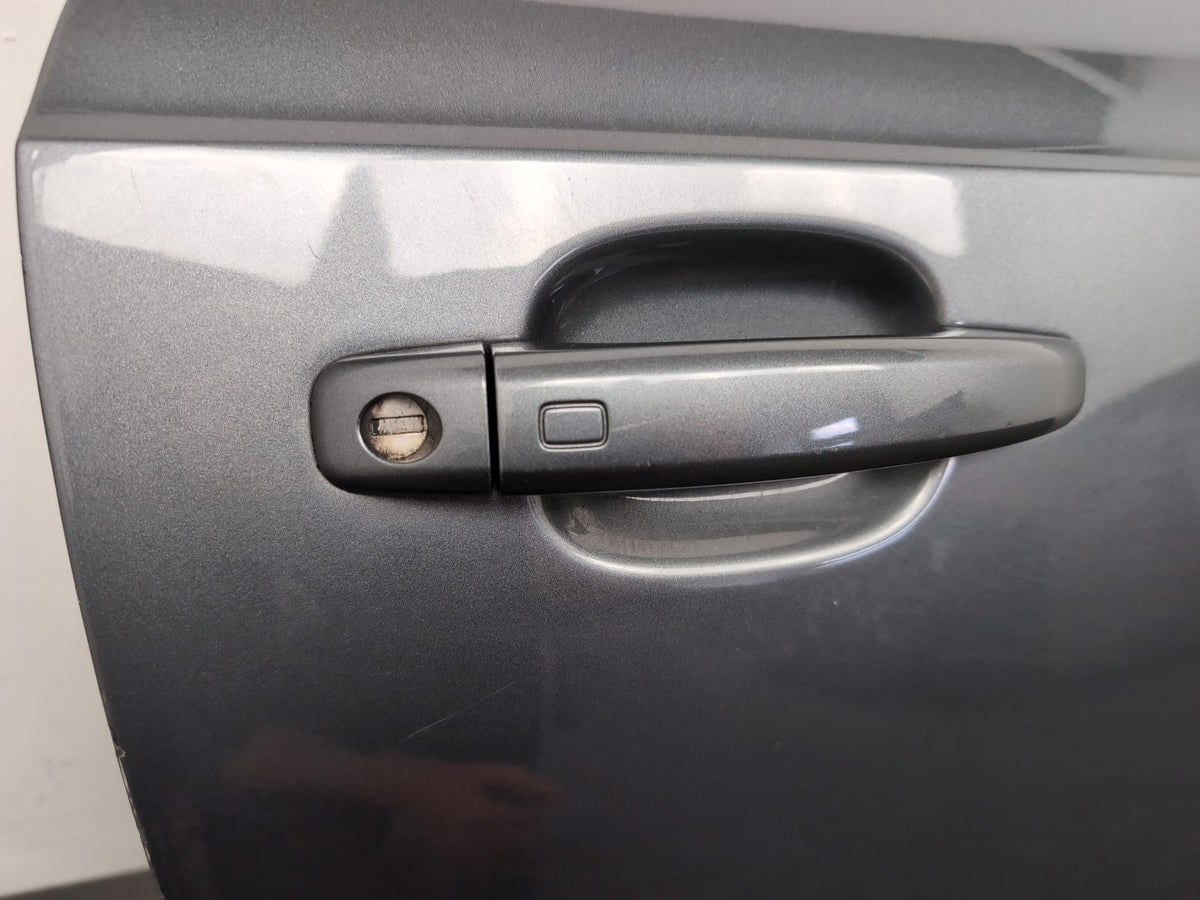 Door Front RH 4