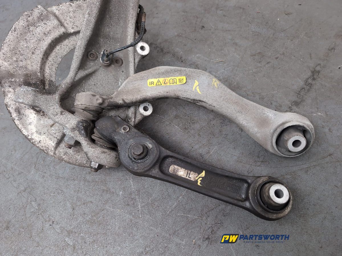 Wheel Hub Front RH 4