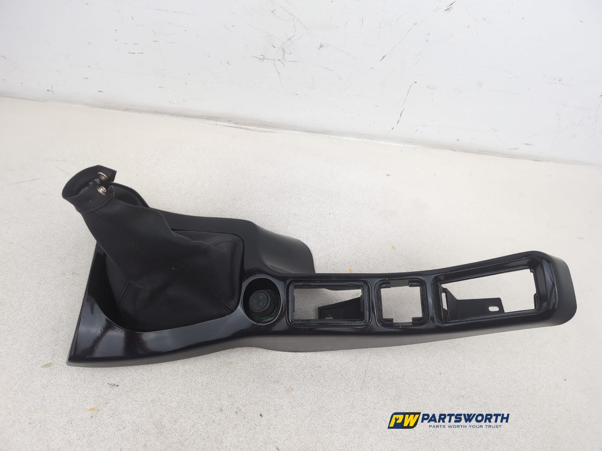 Centre Console Trim  4