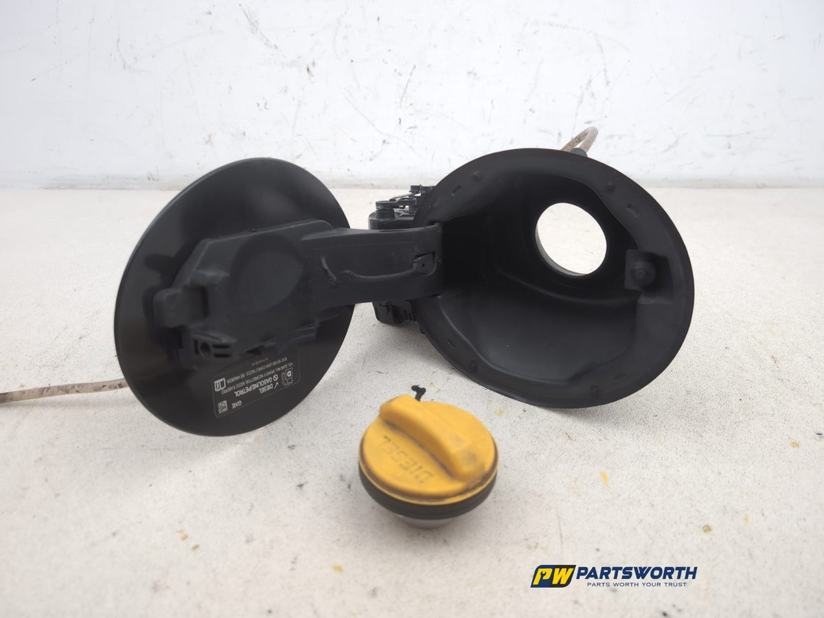 Fuel Filler Flap 4