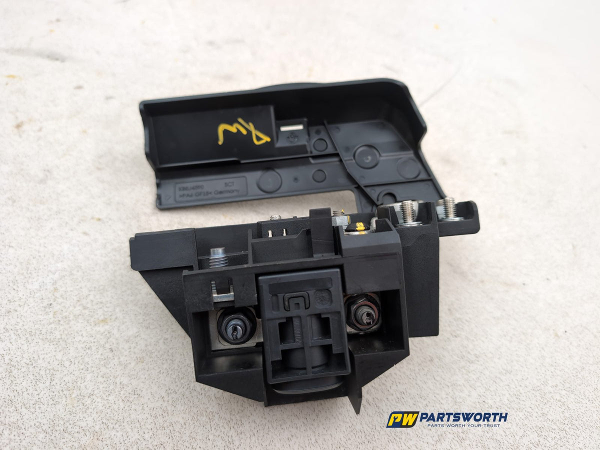 Positive Pole Battery Power Boot Distribution Fuse Box 4