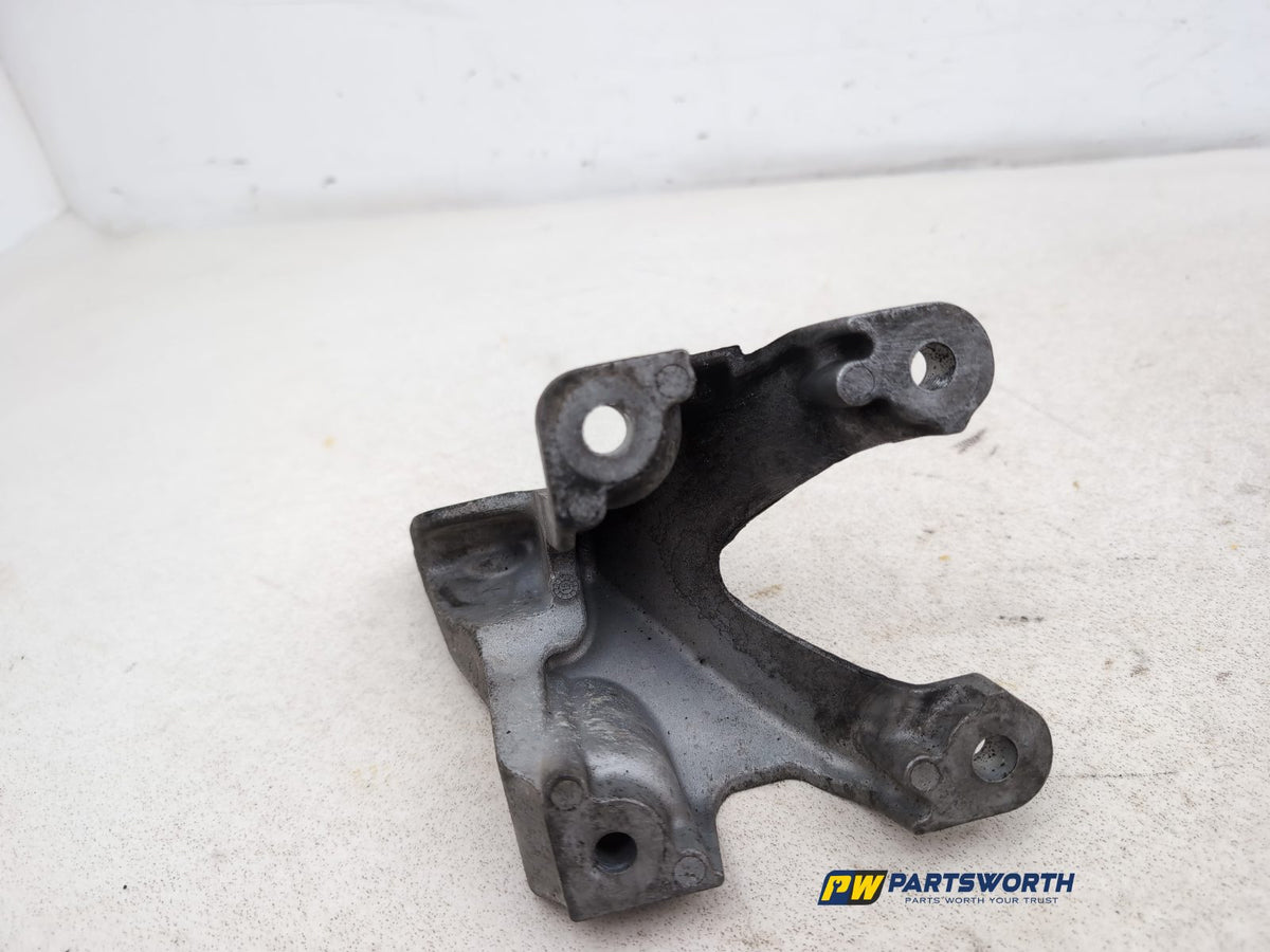 Engine Mounting Bracket 4