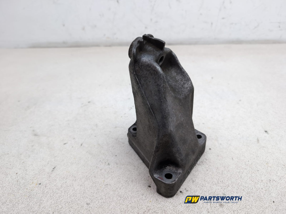Engine Mounting Bracket 4