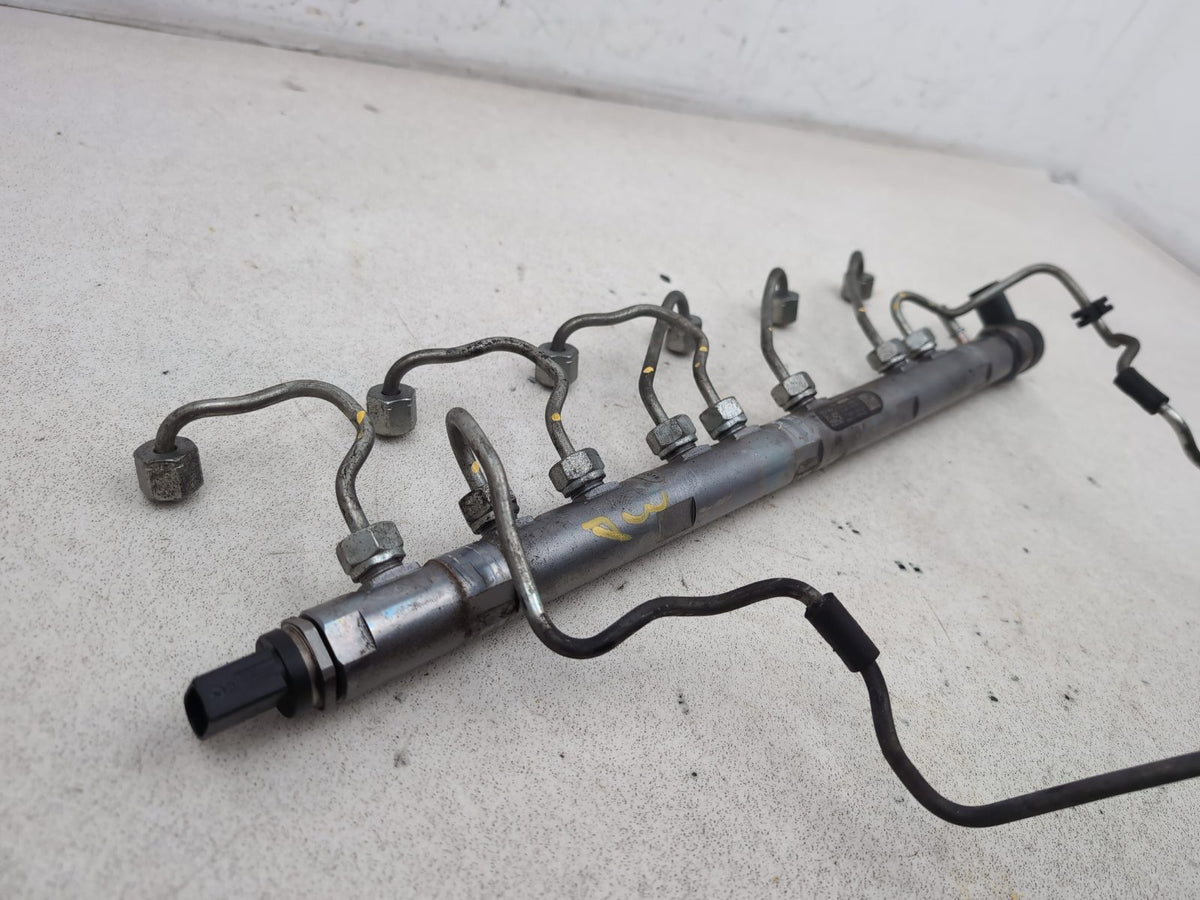 Fuel Rail 4