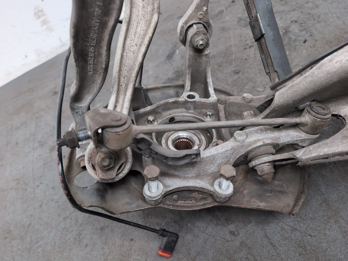 Wheel Hub Rear LH 4
