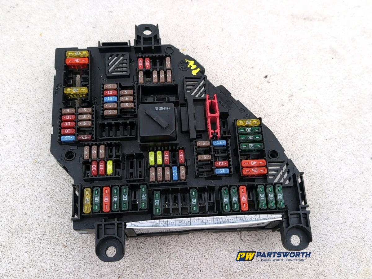 BMW 6 SERIES 640D M SPORT F13 POWER DISTRIBUTION FUSE BOX 9264923 2012-2018 4