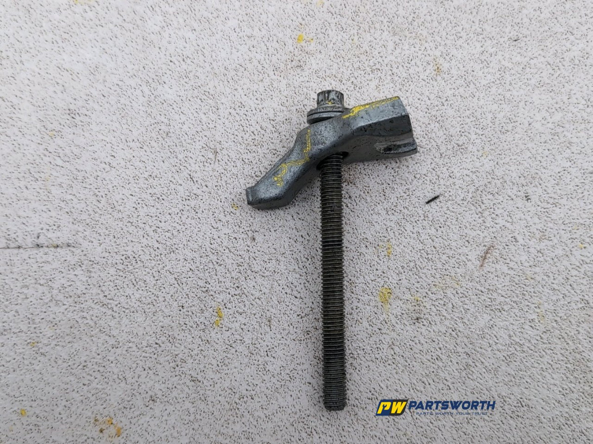 BMW 6 SERIES 640D M SPORT GRAN COUPE F13 FUEL INJECTOR BRACKET 8578607 2012-2018 4