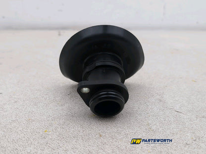 JAGUAR XE PORTFOLIO D AUTO X760 2.0L DIESEL OIL FILLER NECK G4D36763AA 2015-2019 4